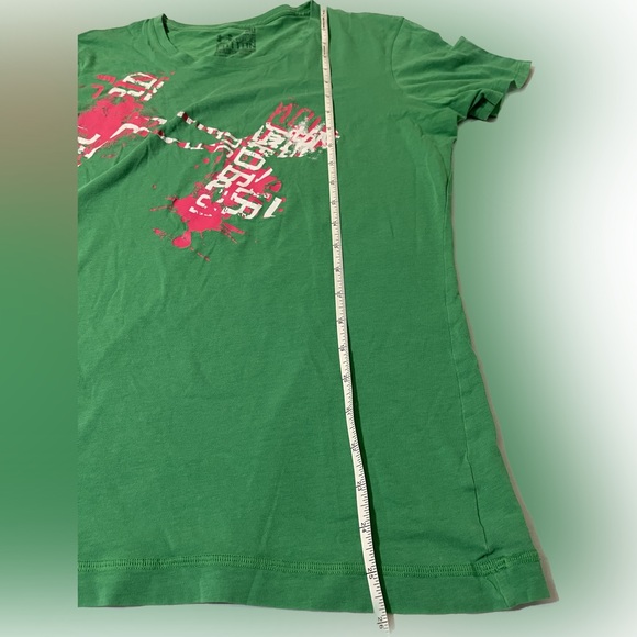 UNDER ARMOUR SHIRT Heat-gear , Semi-fitted Size Med, Grab it ASAP , Perfect Buy - Picture 6 of 10